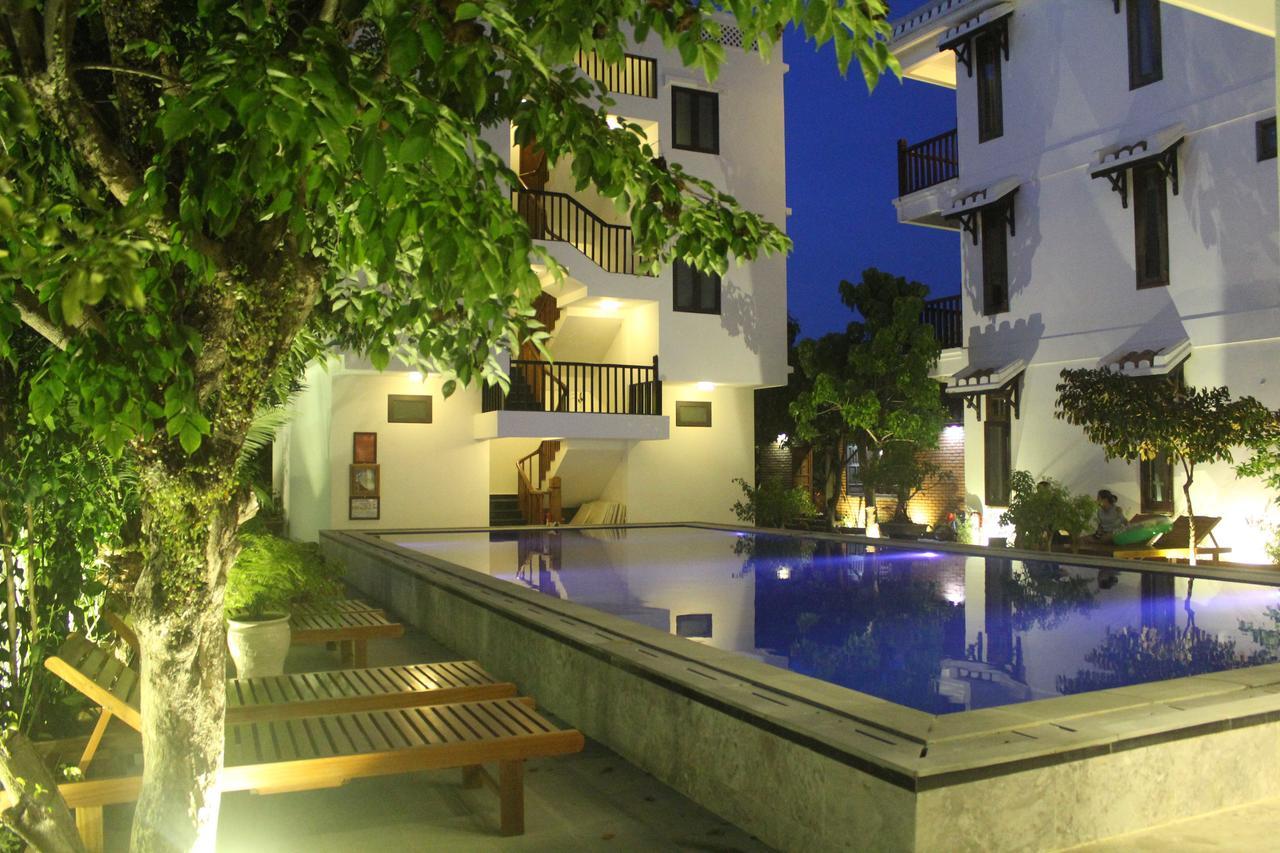 Ruby Hotel Hoi An Bagian luar foto